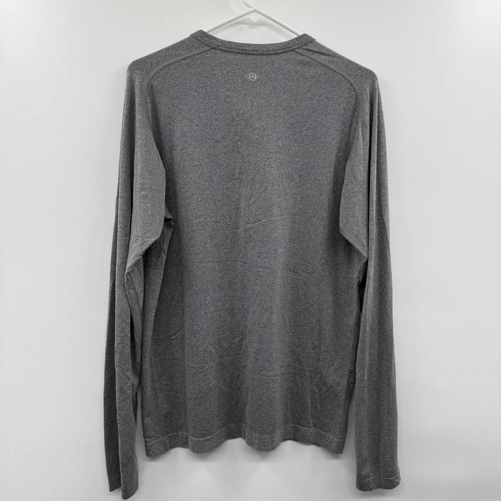 Lululemon Shirt Mens med Gray Henley Long Sleeve Athletic‎ Training Tee Gym Top